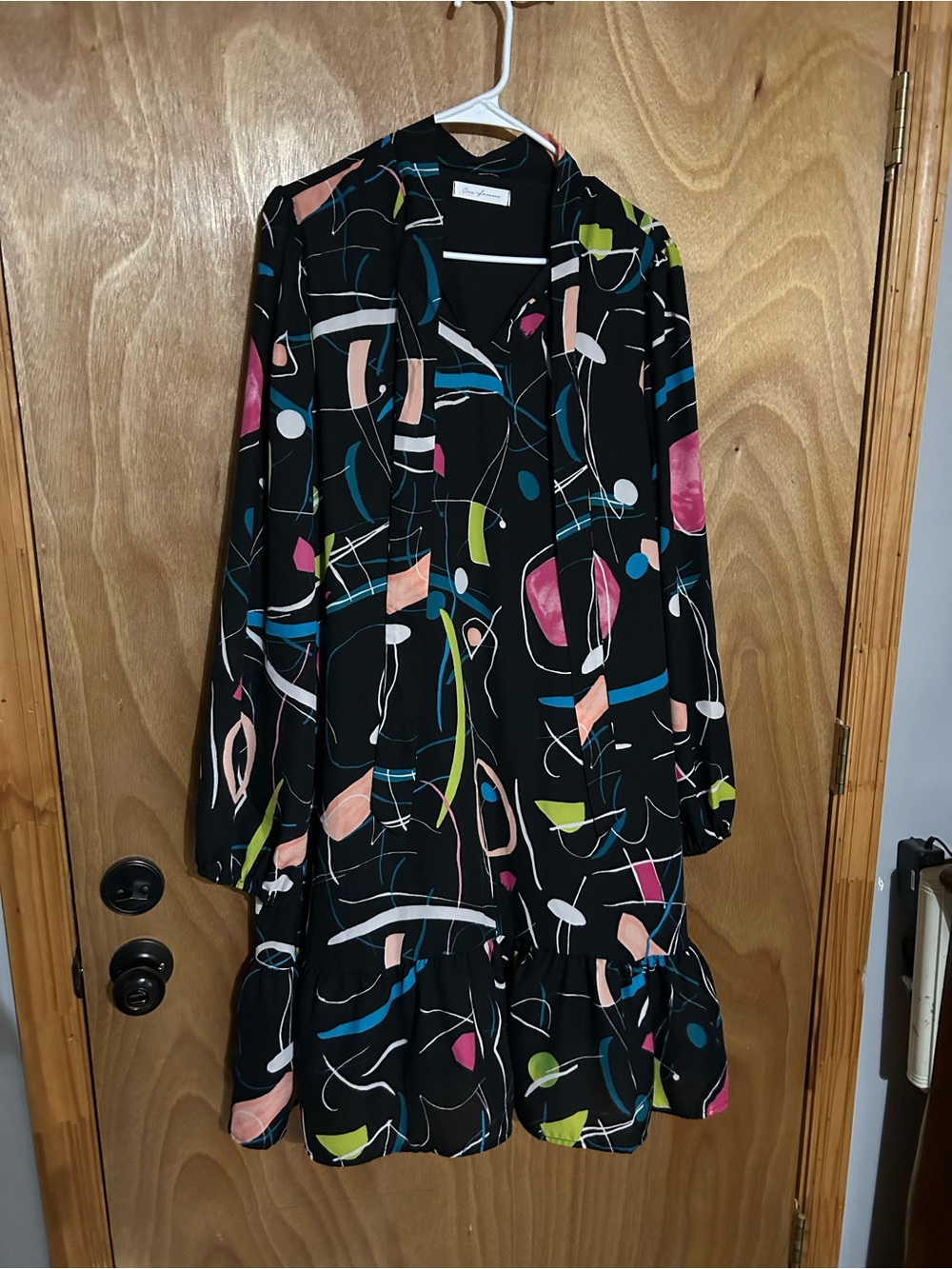 Abstract Print Black Long Sleeve Tiered Women's Dress